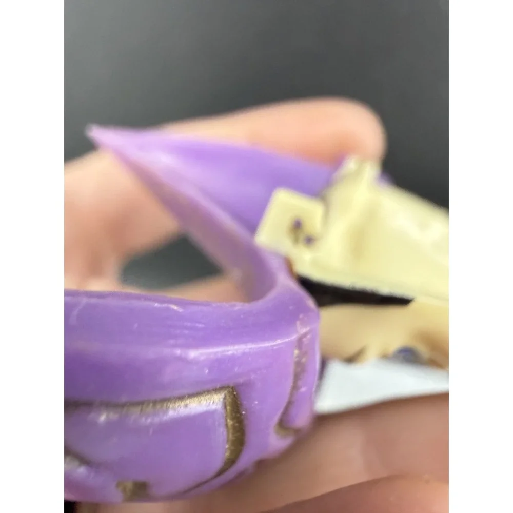 Vintage‎ Celluloid Brooch Sombrero Purple